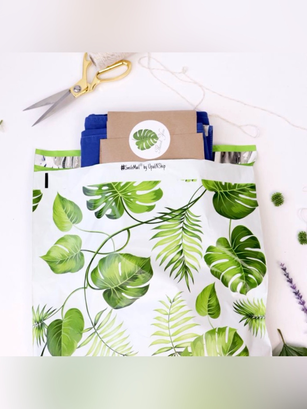 Set of 20 14.5” x 19” Banana Leaves Botanical Poly Mailers - Picture 2 of 3
